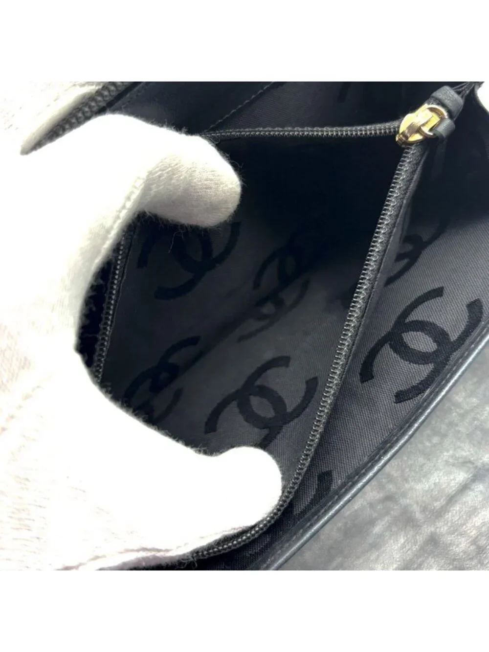 Chanel Wallet Coco Stitch Caviar Organizer